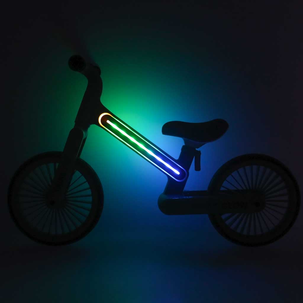 Balansinis dviratukas Trike Fix Glow su LED apšvietimu, juodas